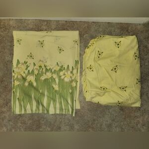 Vintage 1970s Yellow & Green Floral Sheet Set “Tennessee Iris” by Tastemaker